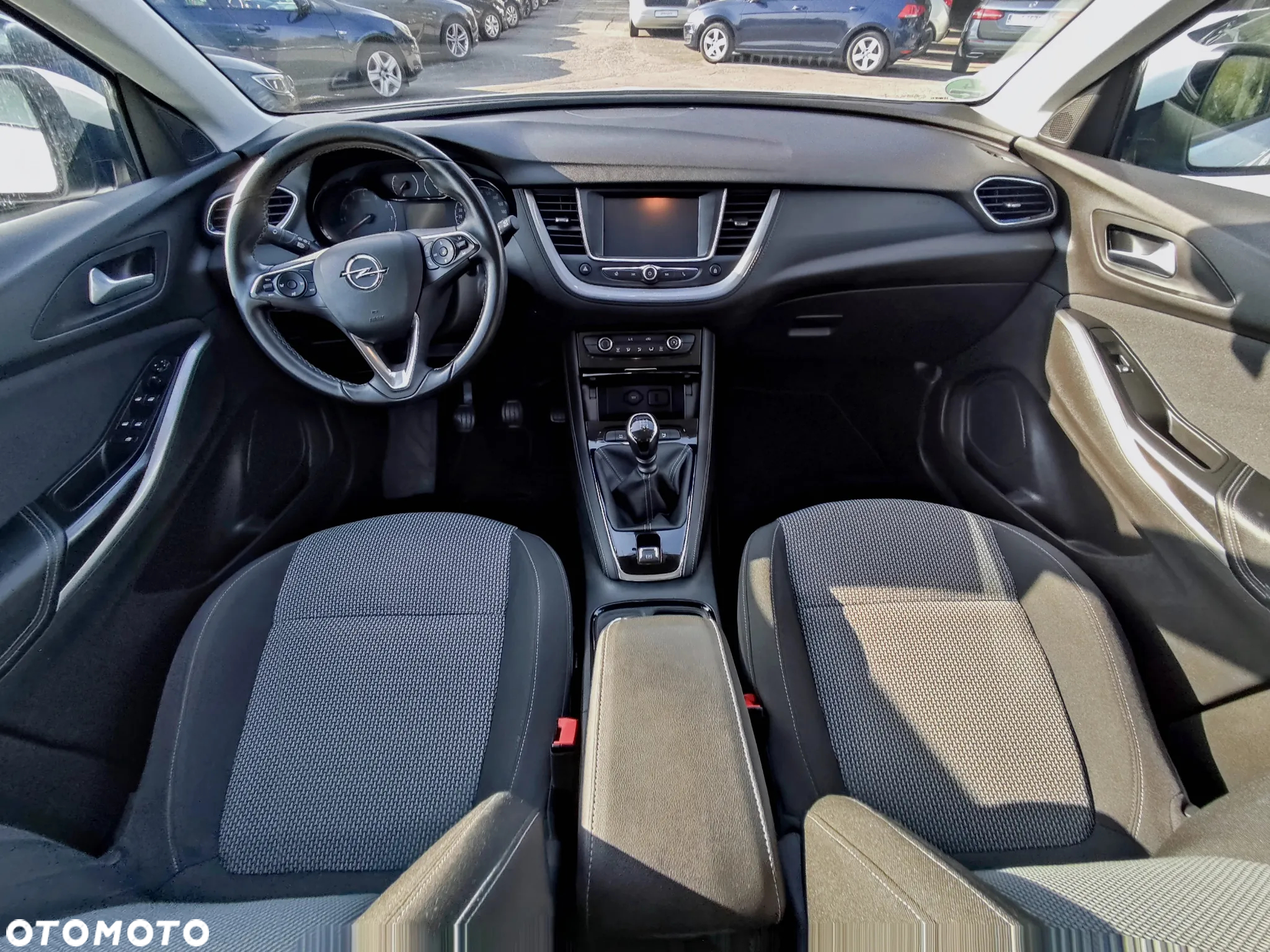 Opel Grandland X 1.2 Start/Stop Elegance - 11