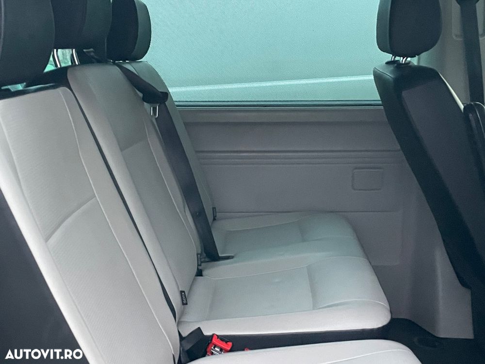 Volkswagen Caravelle T6.1 2.0 TDI 110 kW LR Comfortline DSG - 15
