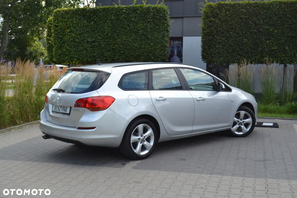 Opel Astra - 9