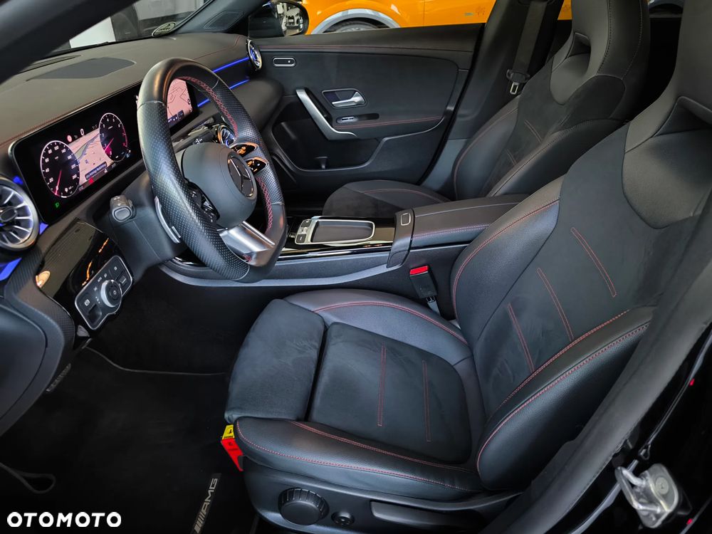 Mercedes-Benz CLA 200 AMG Line 7G-DCT - 9