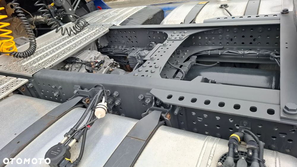 Mercedes-Benz ACTROS 1848 LS / BIG SPACE / STANDARD / SALON PL - 16