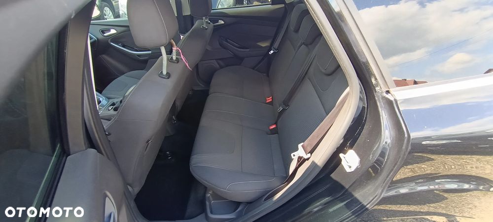 Ford Focus 1.6 FF Titanium - 27