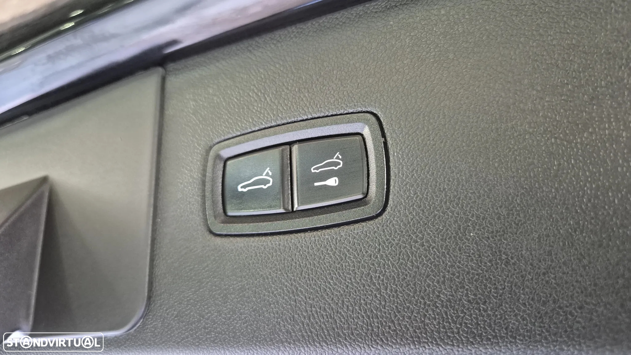 Porsche Cayenne E-Hybrid Platinum Edition - 46