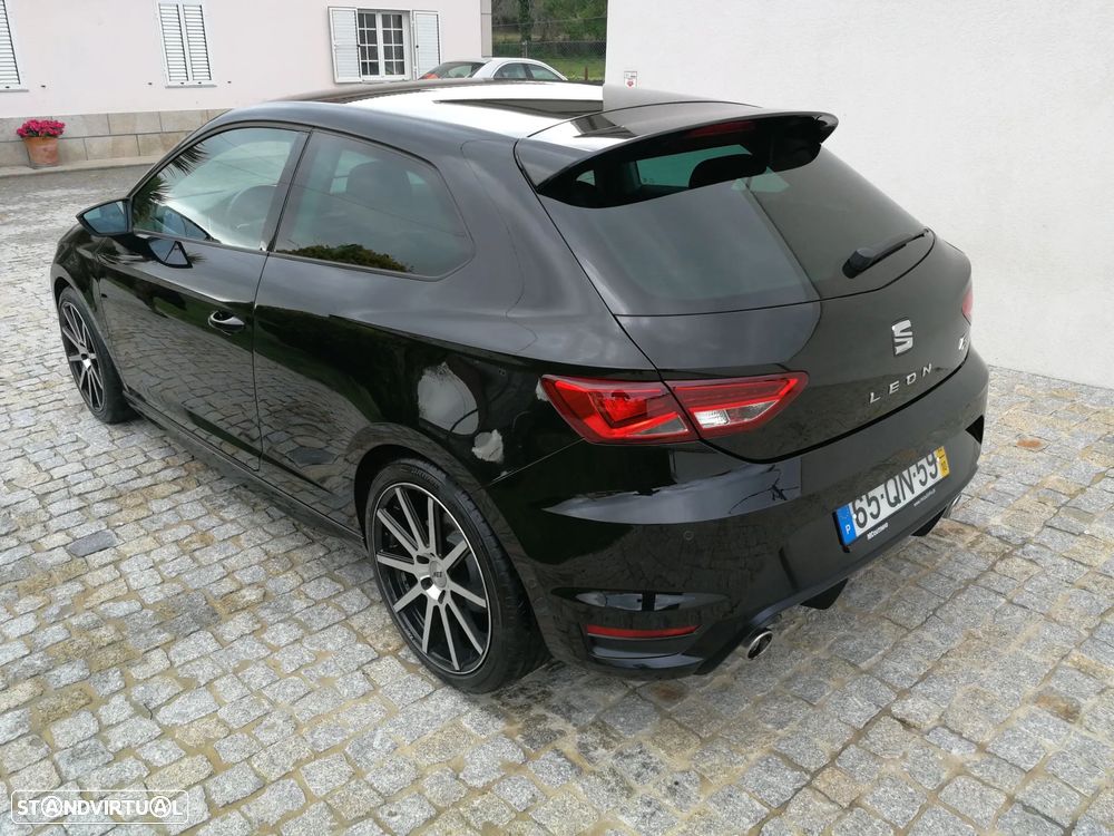 SEAT Leon SC 2.0 TDI DPF S&S DSG FR - 3