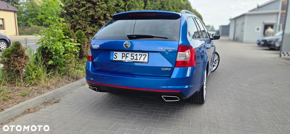 Skoda Octavia 2.0 TDI DSG RS - 14