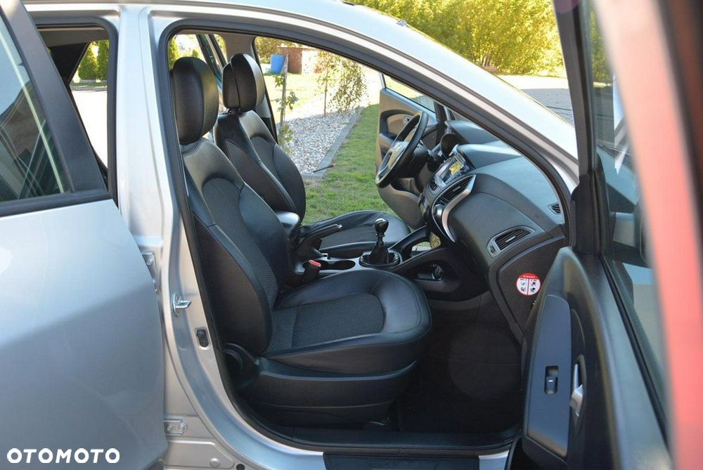 Hyundai ix35 2.0 CRDi Premium 2WD - 14