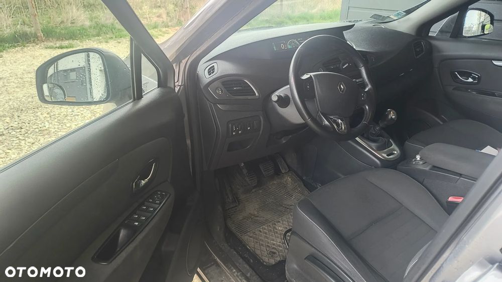 Renault Scenic dCi 110 LIMITED - 10