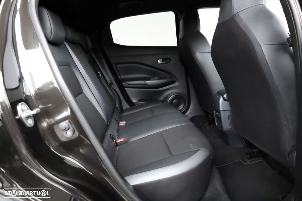 Nissan Juke 1.0 DIG-T N-Connecta DCT - 52