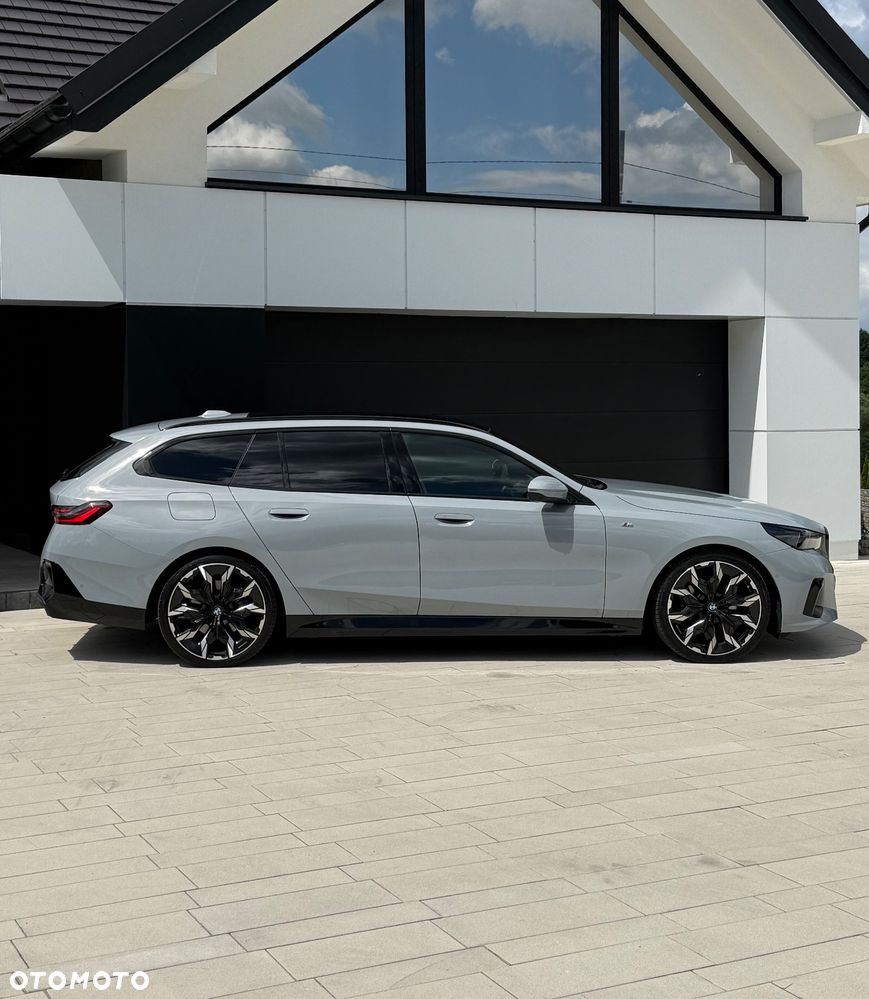 BMW Seria 5 520d xDrive mHEV M Sport - 6