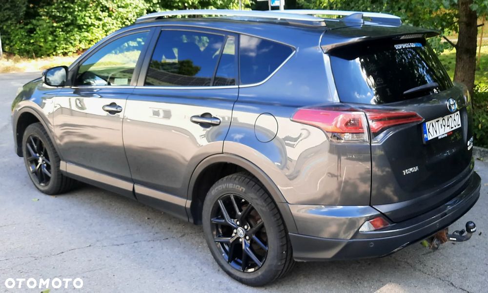 Toyota RAV4 - 7