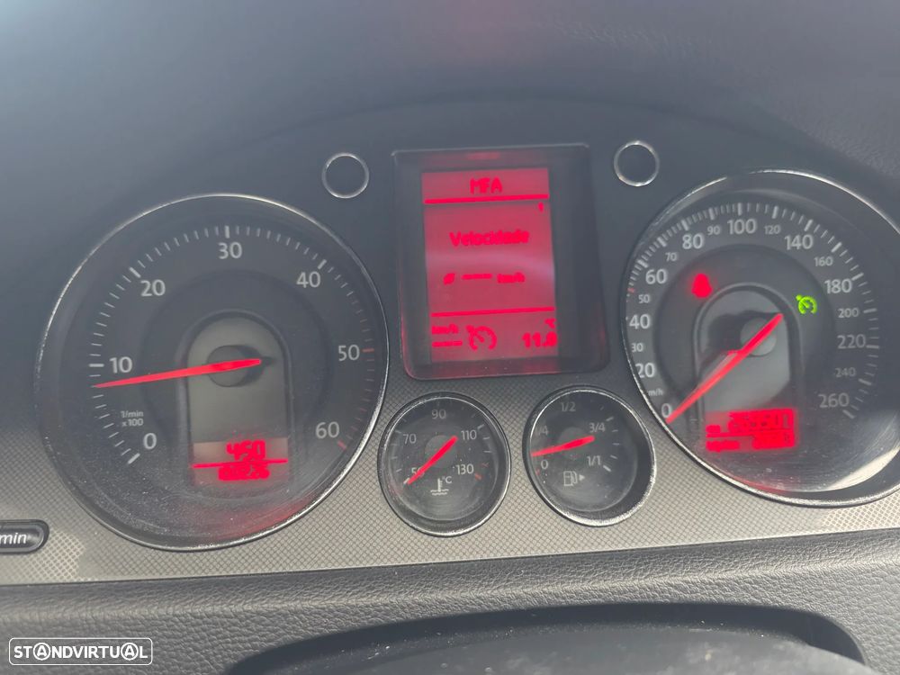 VW Passat 2.0 TDI Highline IM - 19