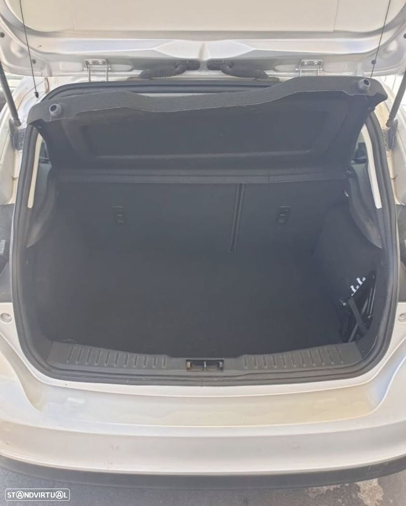 Ford Focus 1.5 TDCi Trend+ - 8