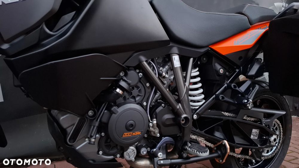 KTM Super Adventure - 13