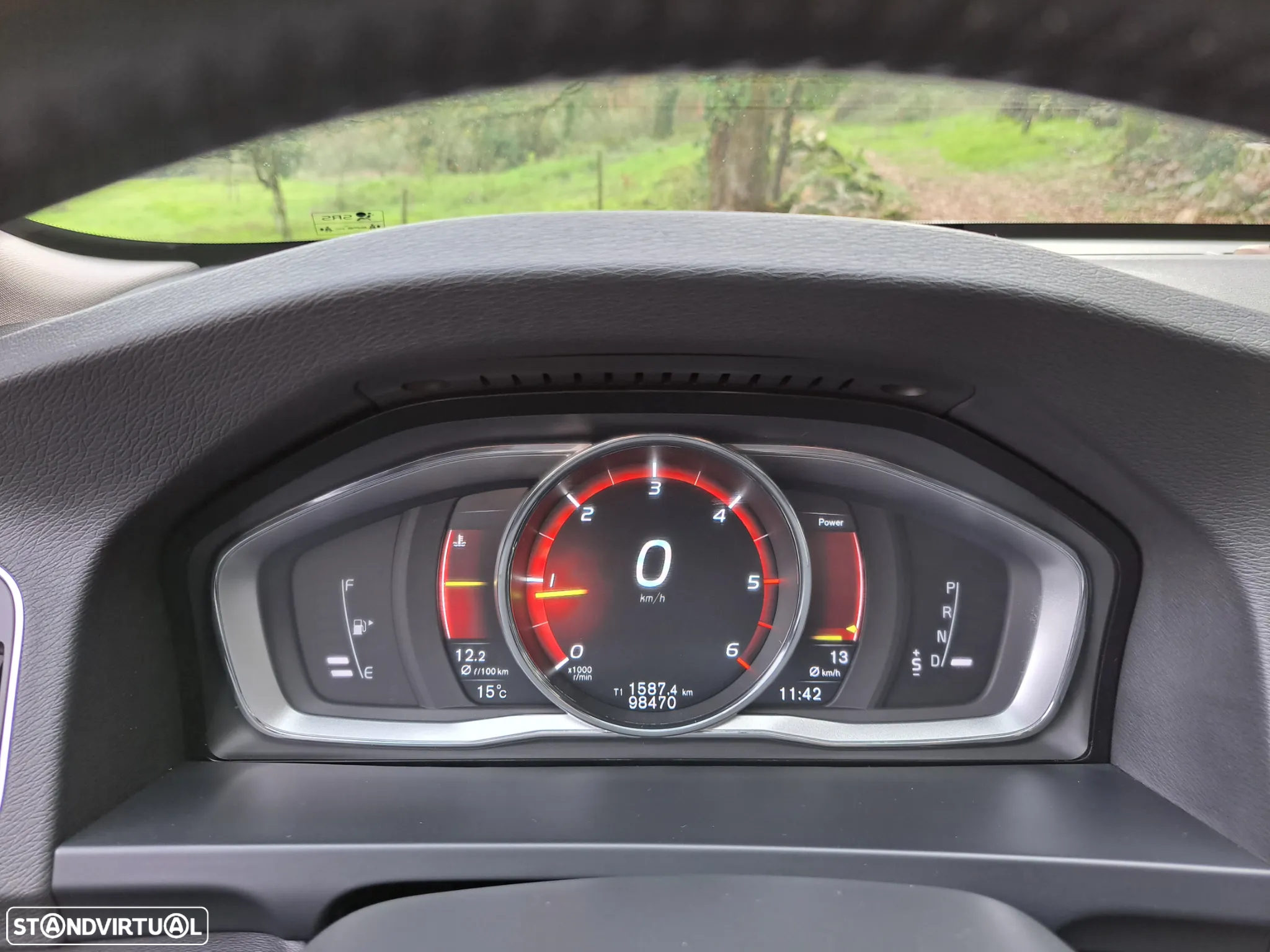 Volvo V60 D4 Geartronic Summum - 23