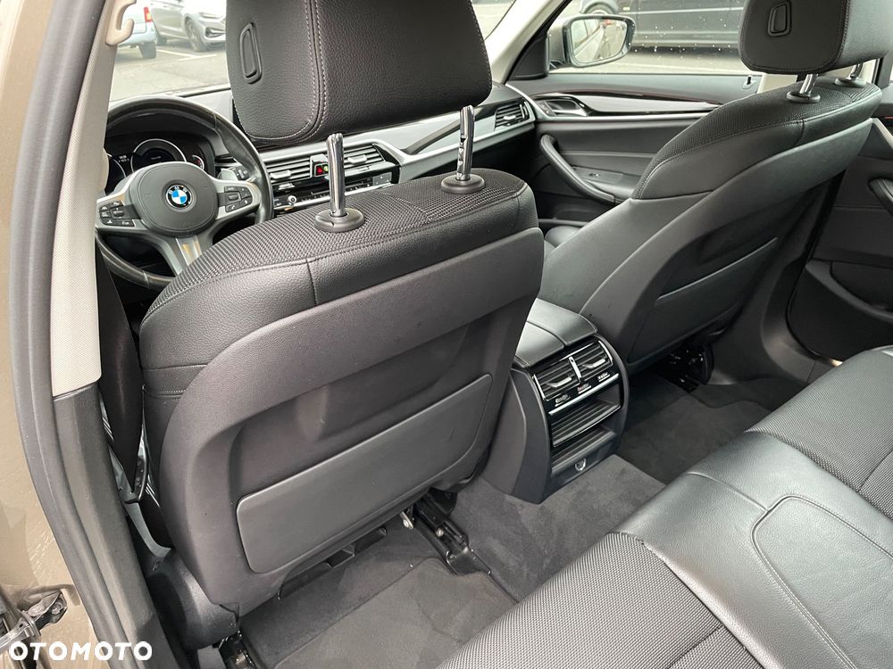 BMW Seria 5 530d Sport Line sport - 19