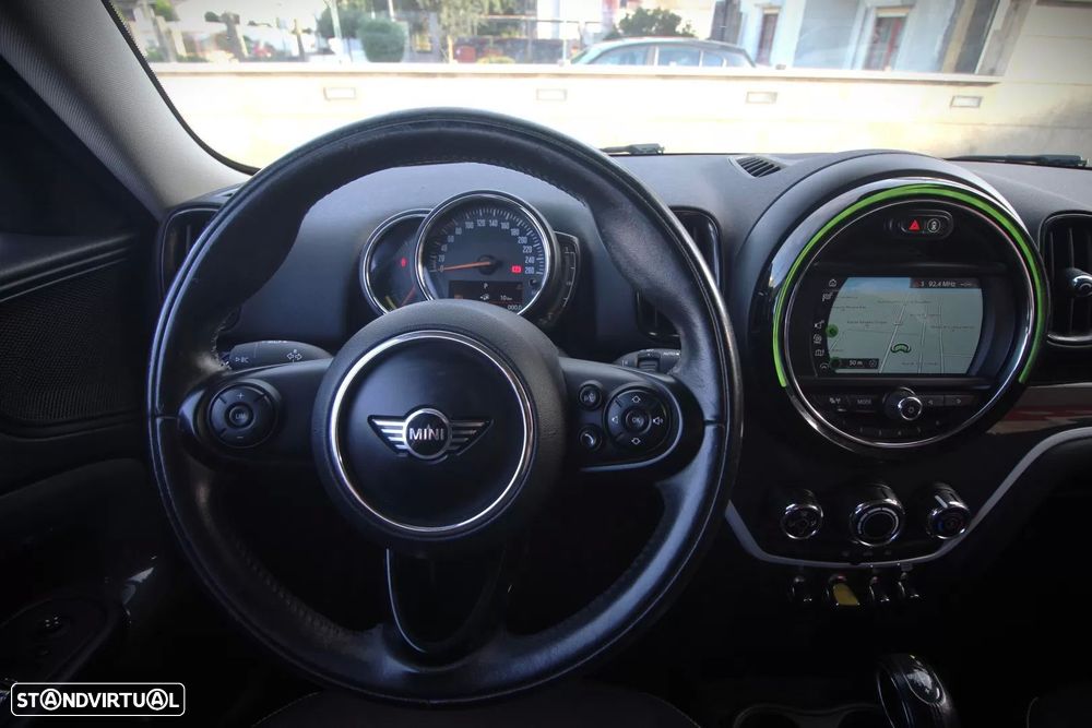 MINI Countryman Cooper SE ALL4 Auto - 18