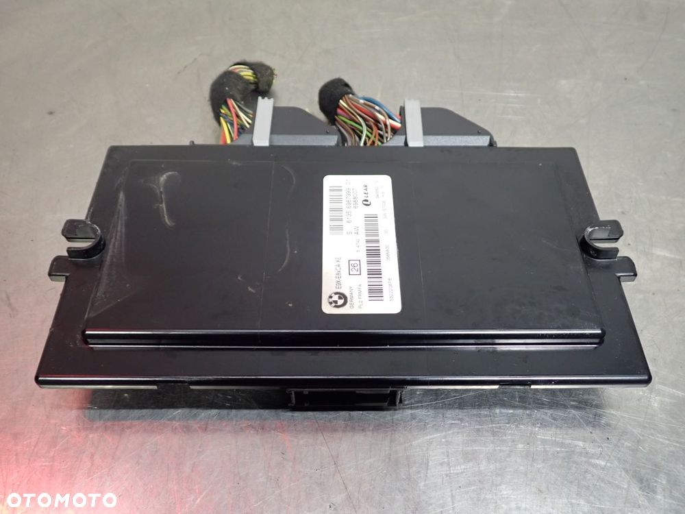 MODUŁ STEROWNIK ŚWIATEŁ BMW E90 325I 2.5 - 1