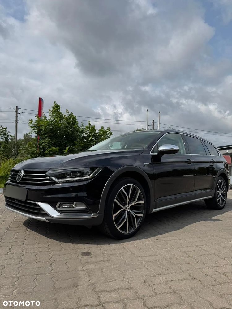 Volkswagen Passat Variant 2.0 TDI SCR 4Motion DSG Alltrack - 1