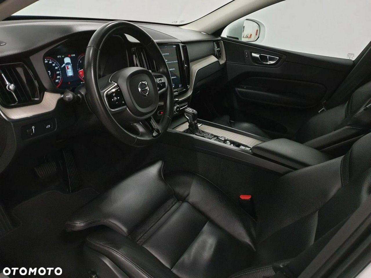 Volvo XC 60 D4 AWD Inscription - 38
