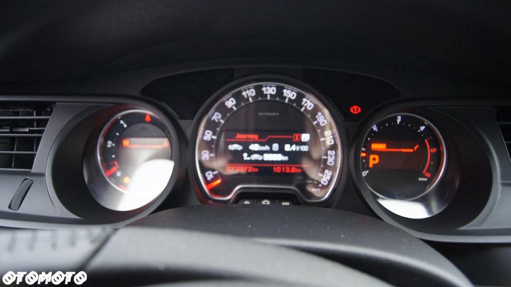 Citroën C5 HDi 135 Exclusive - 13