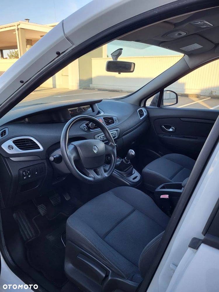 Renault Scenic 1.6 16V Authentique - 7