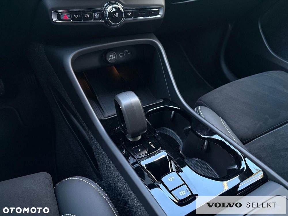 Volvo XC 40 - 37