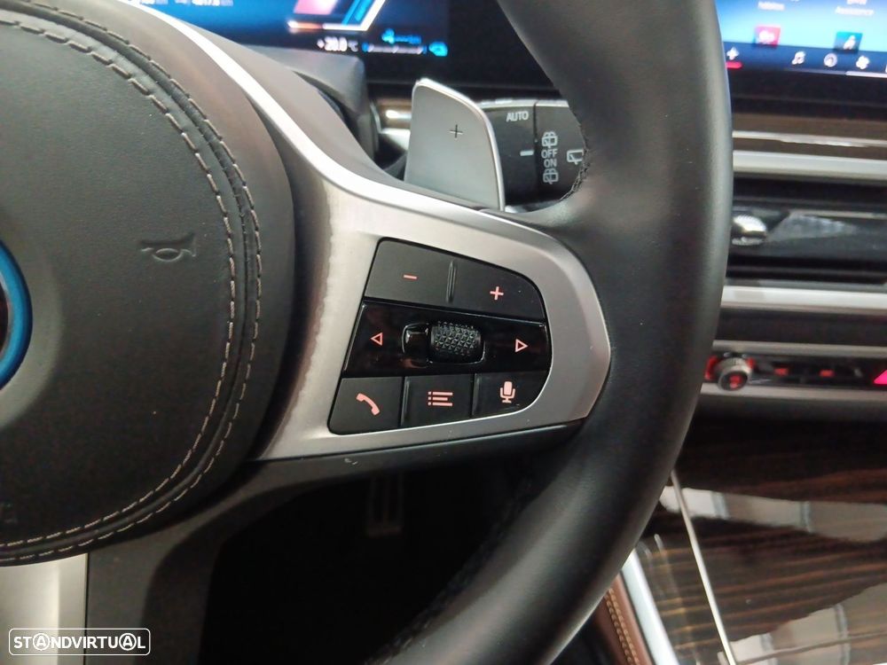 BMW X5 50 e xDrive Edição Desportiva M - 24