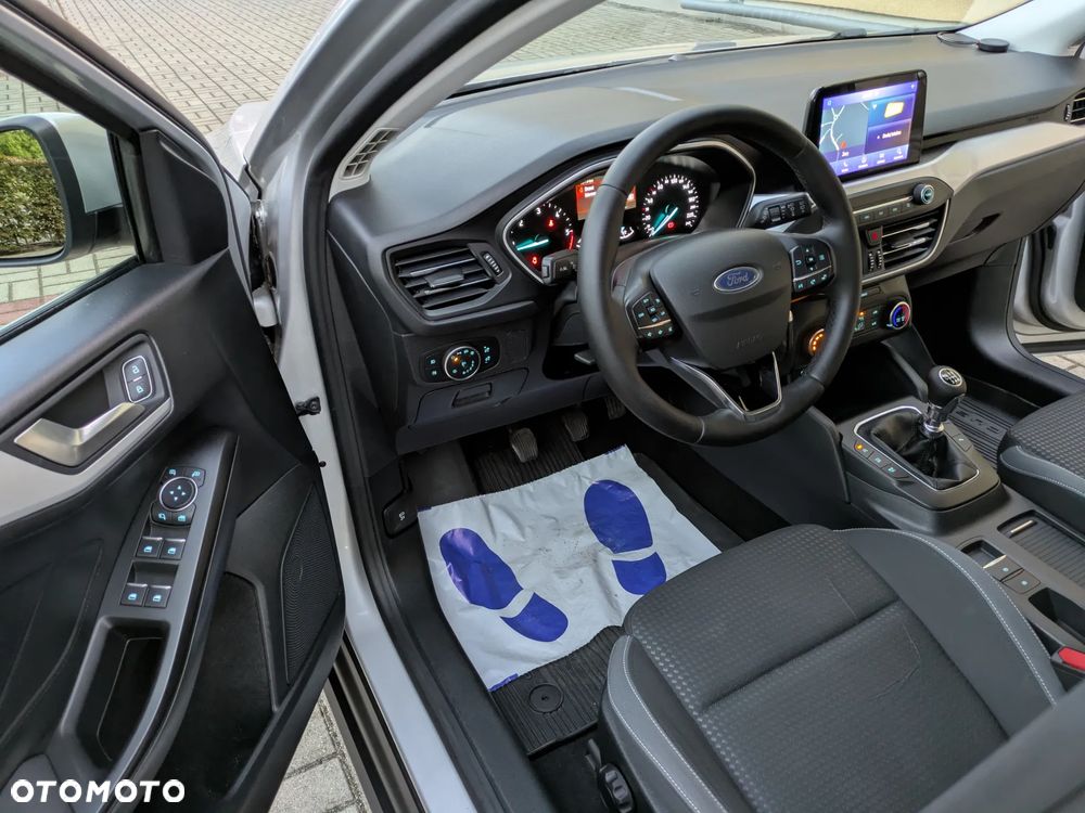 Ford Focus 1.5 EcoBlue Start-Stopp-System COOL&CONNECT DESIGN - 26