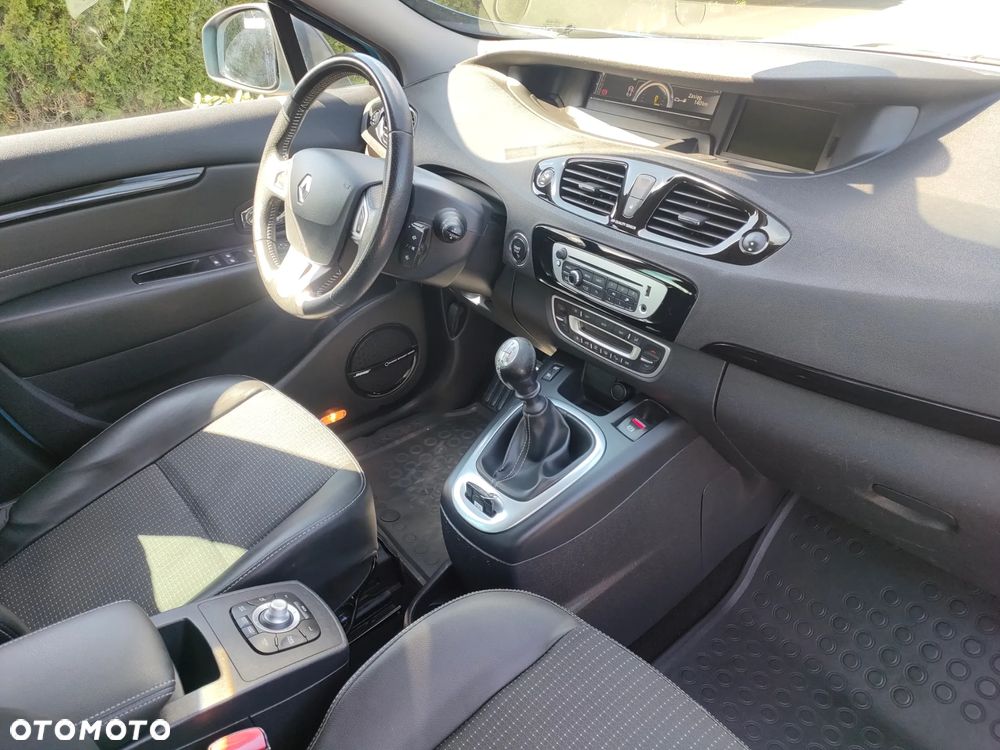 Renault Scenic ENERGY TCe 115 S&S Bose Edition - 17