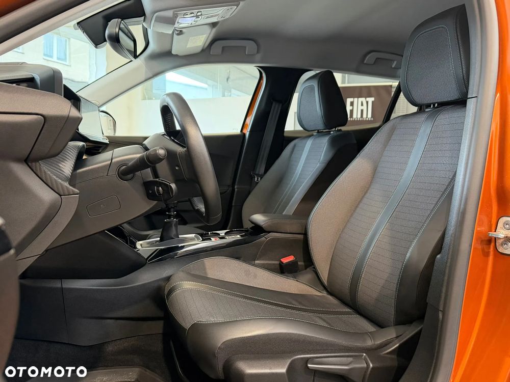 Peugeot 2008 1.2 PureTech Allure Pack S&S - 10