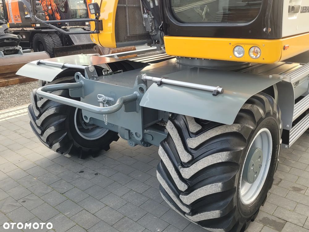 Liebherr A918 compact / ROTOTILT ze szczypcami / 7800h / bez AdBlue i DPF / - 10