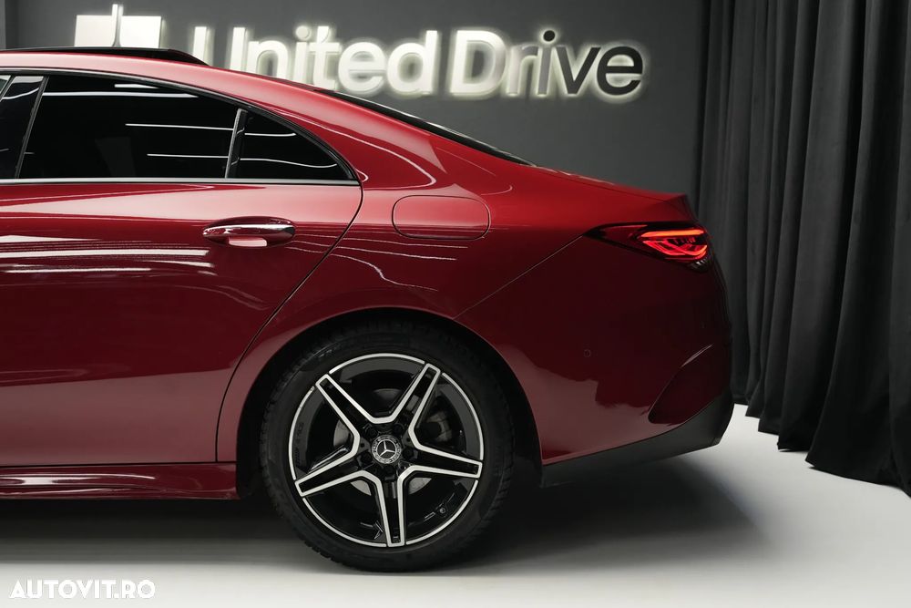 Mercedes-Benz CLA 200 7G-DCT AMG Line - 14