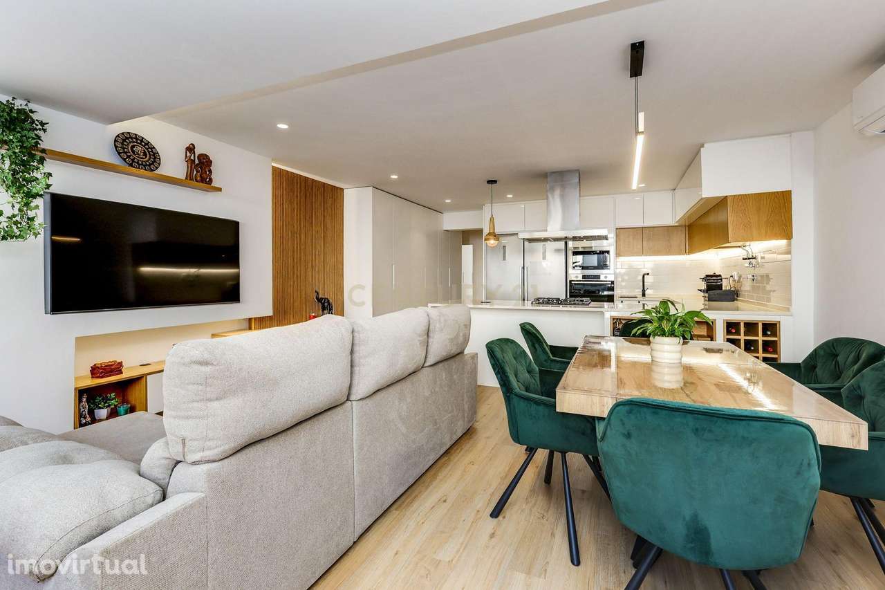 Apartamento T2 | Totalmente remodelado | Linda-a-Velha - Grande imagem: 2/21