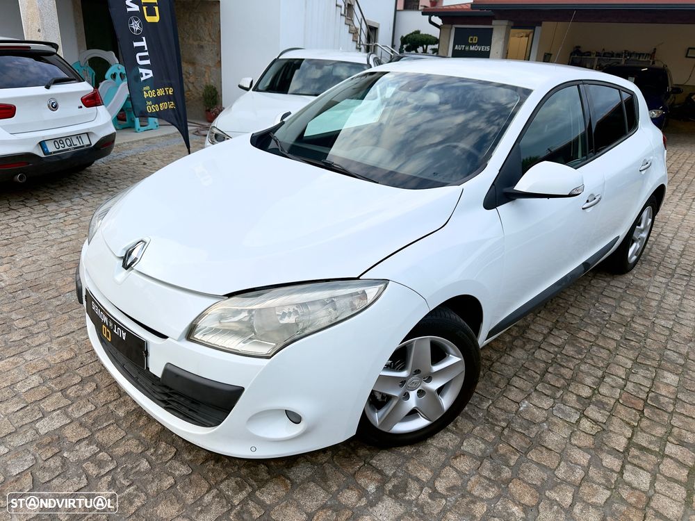 Renault Mégane 1.5 dCi Dynamique - 9