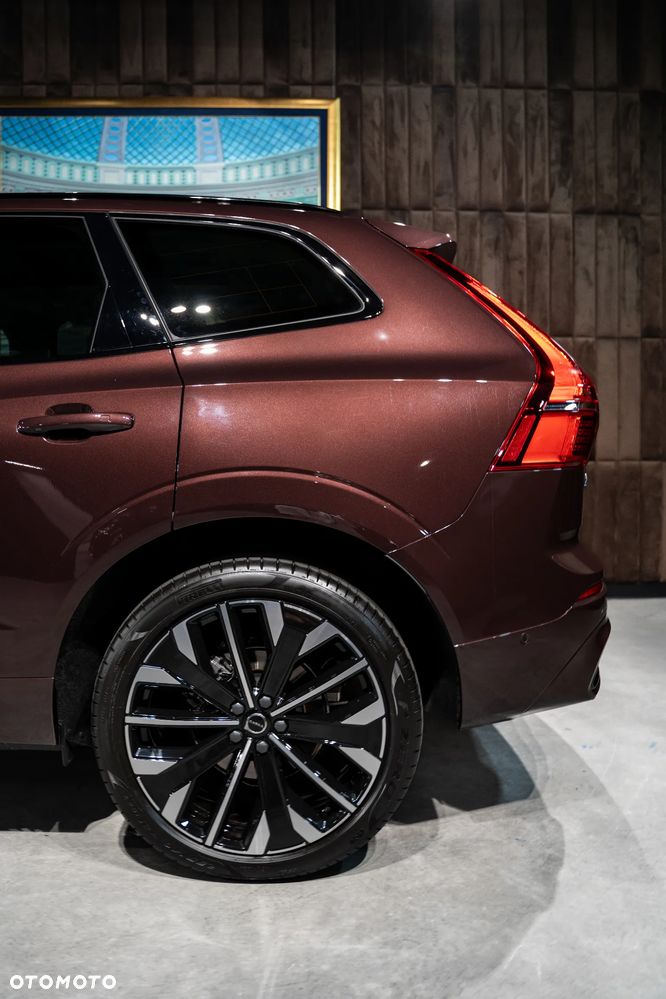 Volvo XC 60 B5 B AWD Ultra Dark - 9