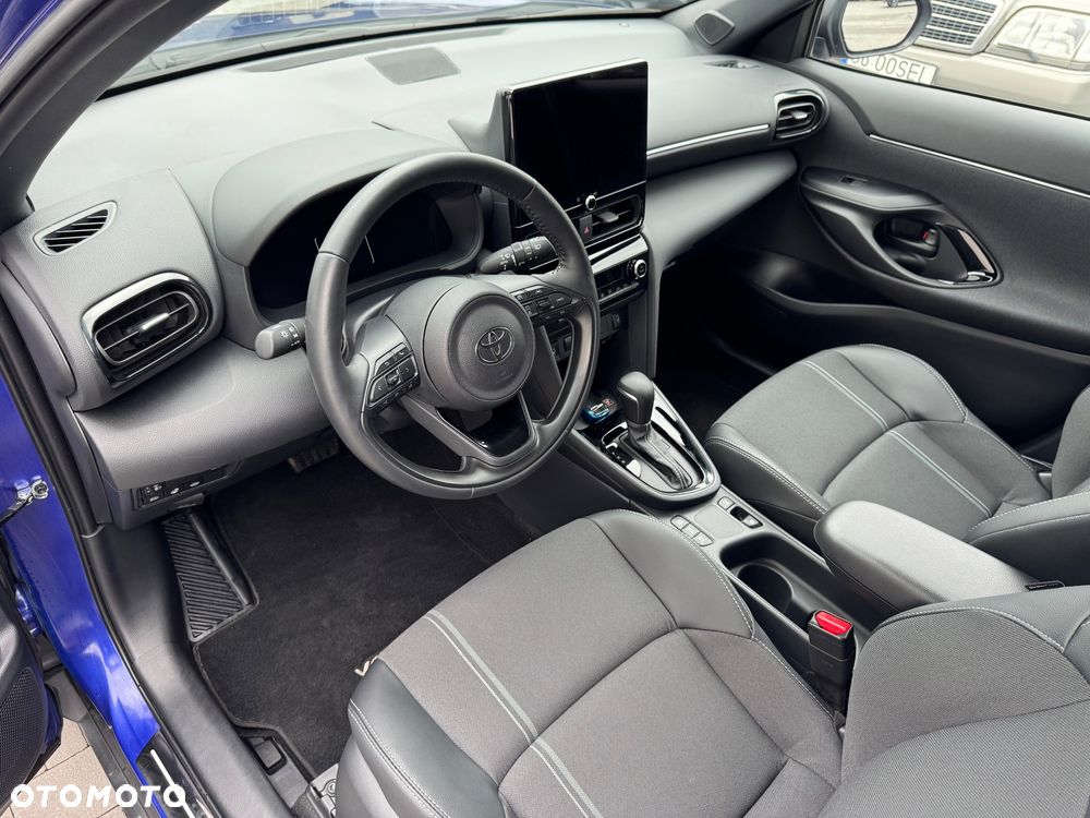 Toyota Yaris Cross Hybrid 1.5 Executive - 16