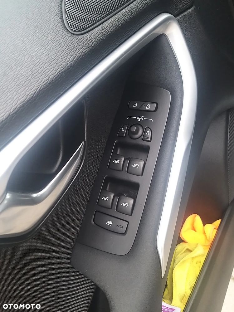 Volvo V40 Cross Country T4 AWD Momentum - 20