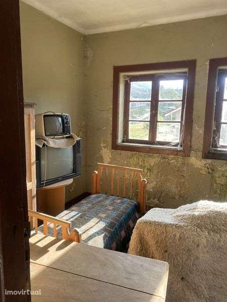 Moradia independente em Catro Laboreiro - Grande imagem: 2/3