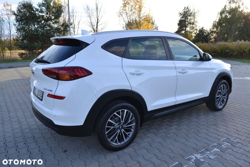 Hyundai Tucson blue 1.6 GDi 2WD Navi - 17