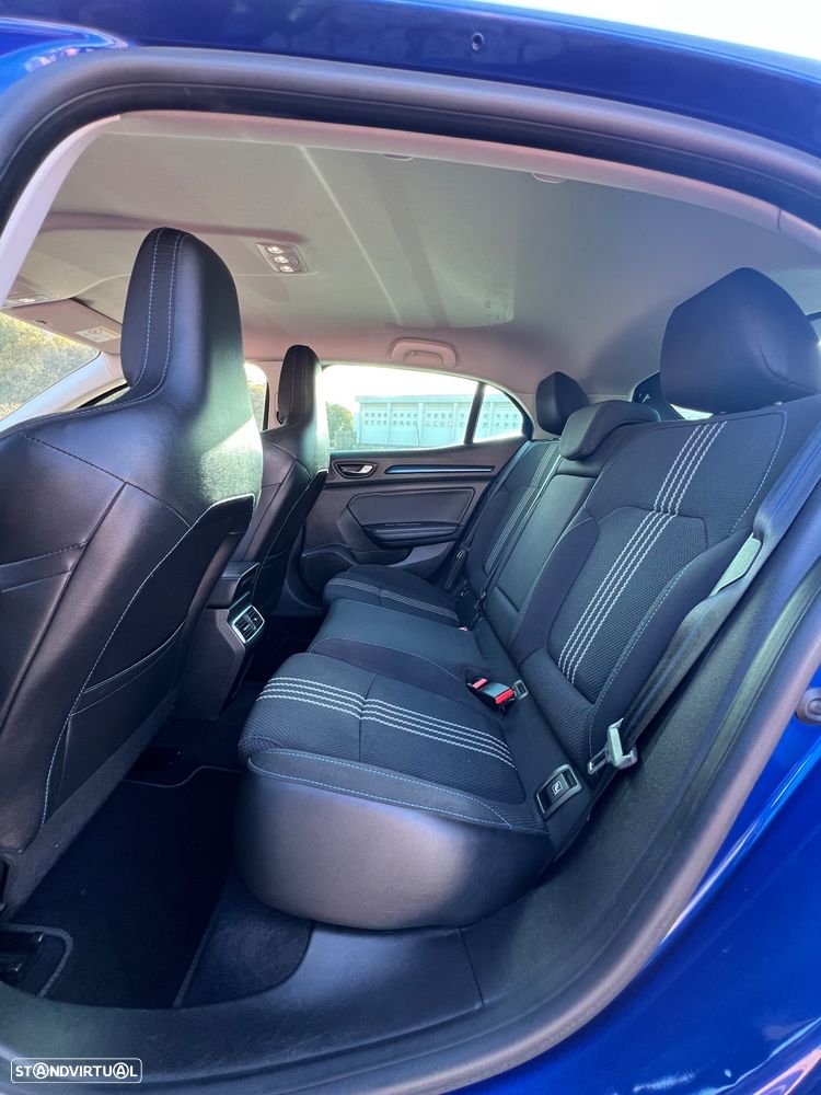 Renault Mégane 1.5 dCi GT Line EDC - 6