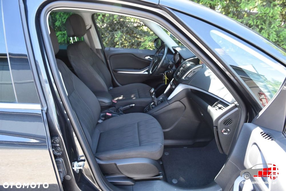 Opel Zafira - 18