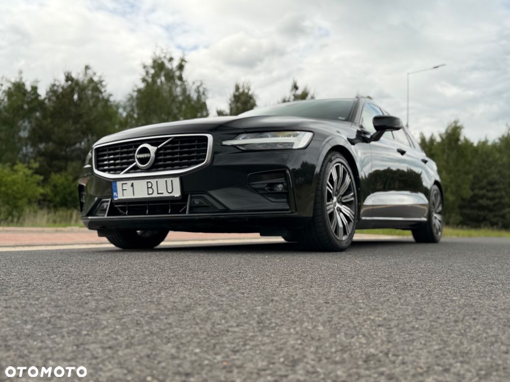 Volvo V60 D4 Geartronic R-Design - 3