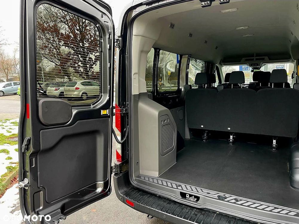 Ford Transit - 9