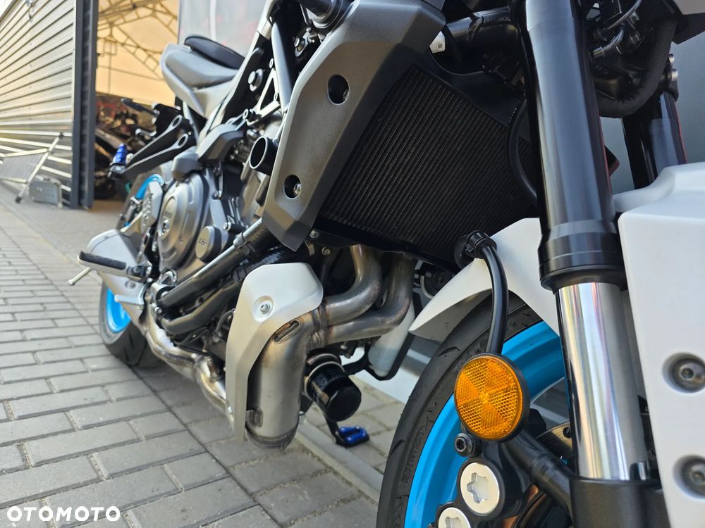 Yamaha MT - 28