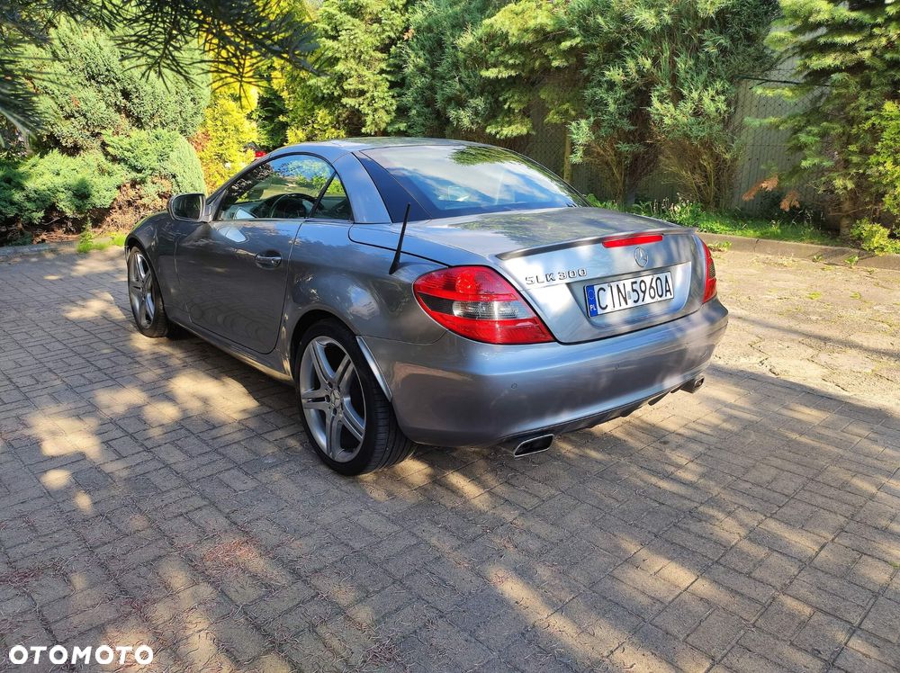 Mercedes-Benz SLK 300 7G-TRONIC - 3