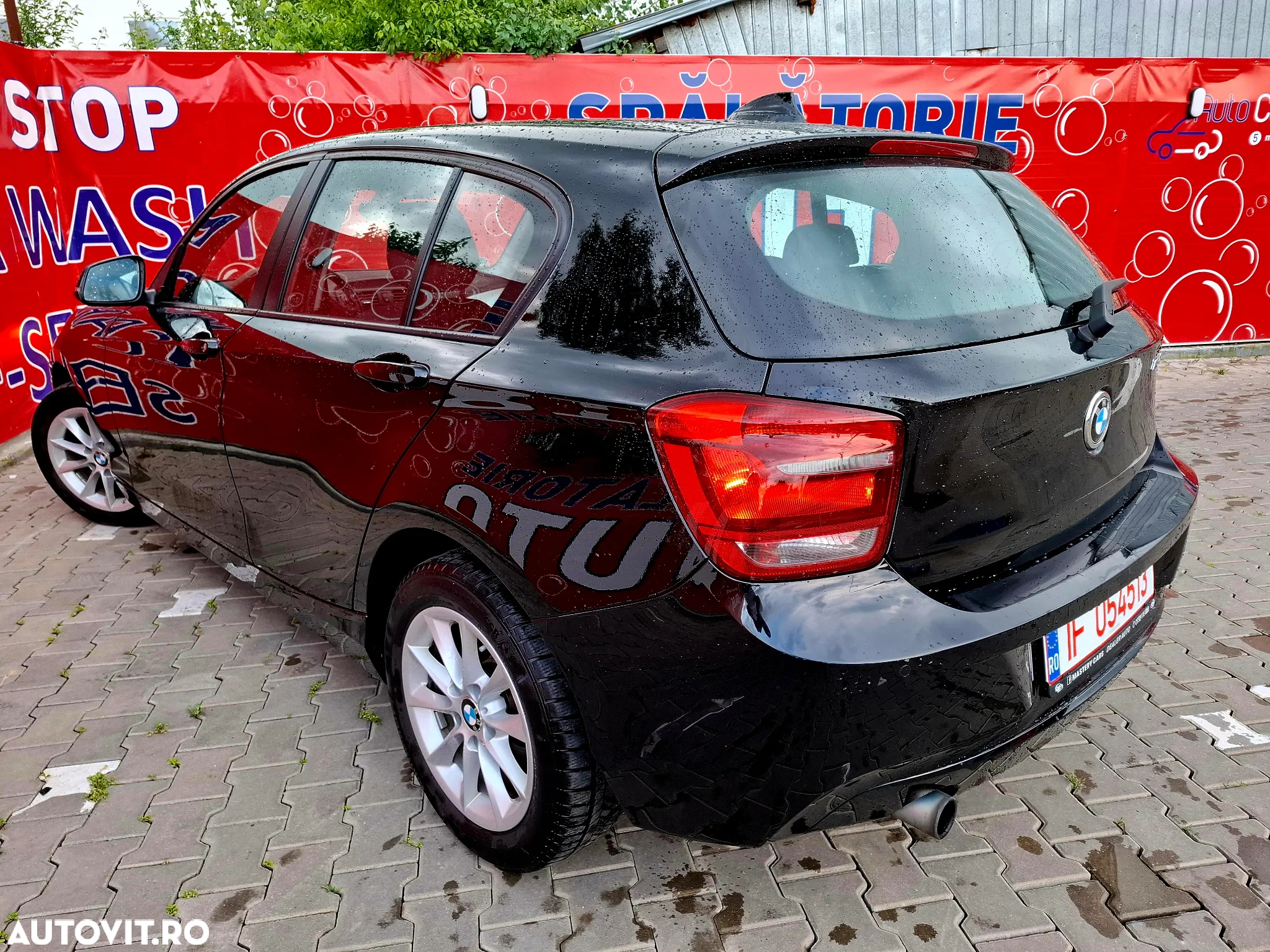 BMW Seria 1 114i - 3