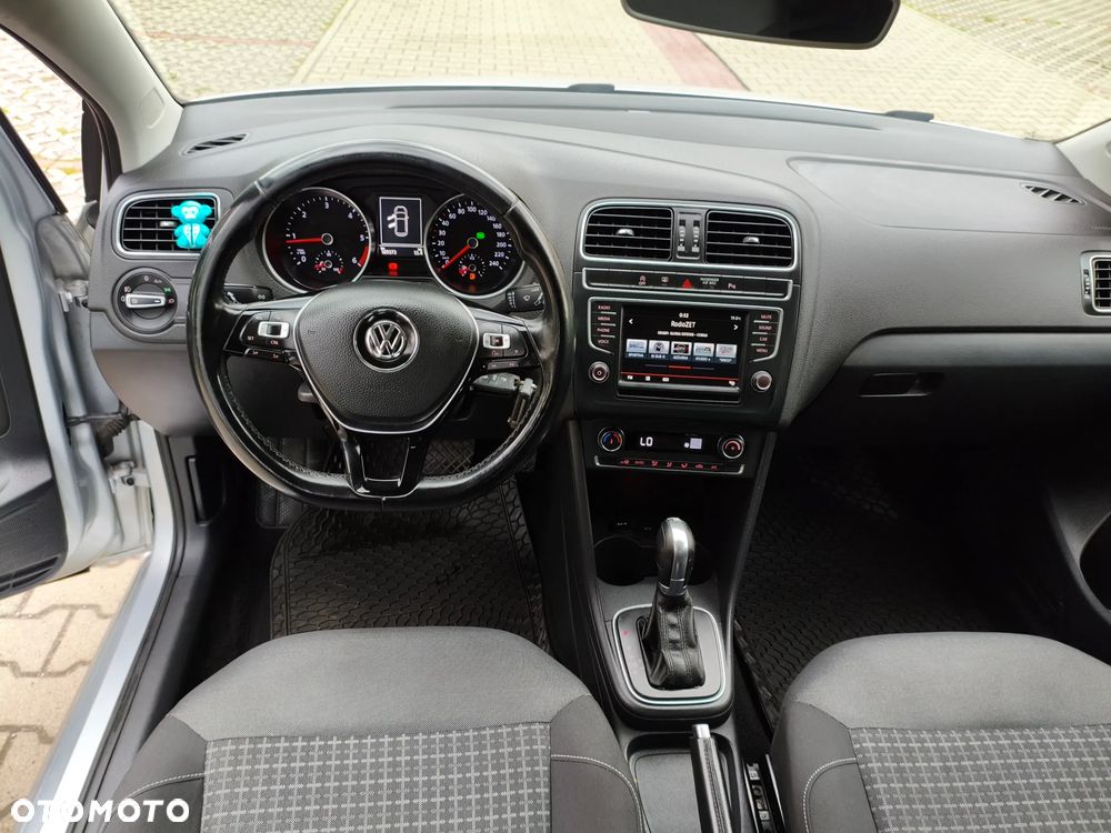 Volkswagen Polo 1.4 TDI Blue Motion Technology DSG beats - 29
