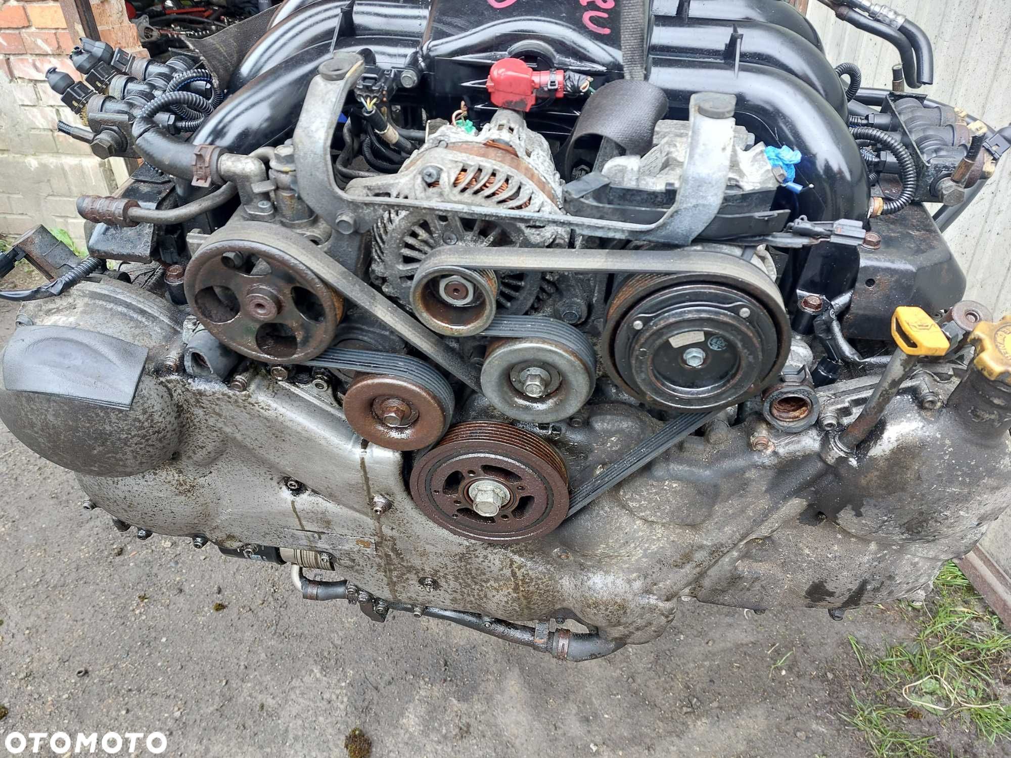 SUBARU TRIBECA Silnik 3,0 E  EZ30DHL2GE  kompletny  foto - 1