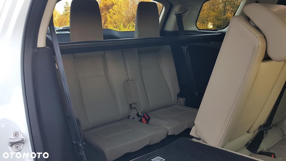 Land Rover Discovery Sport 2.0 TD4 HSE - 31