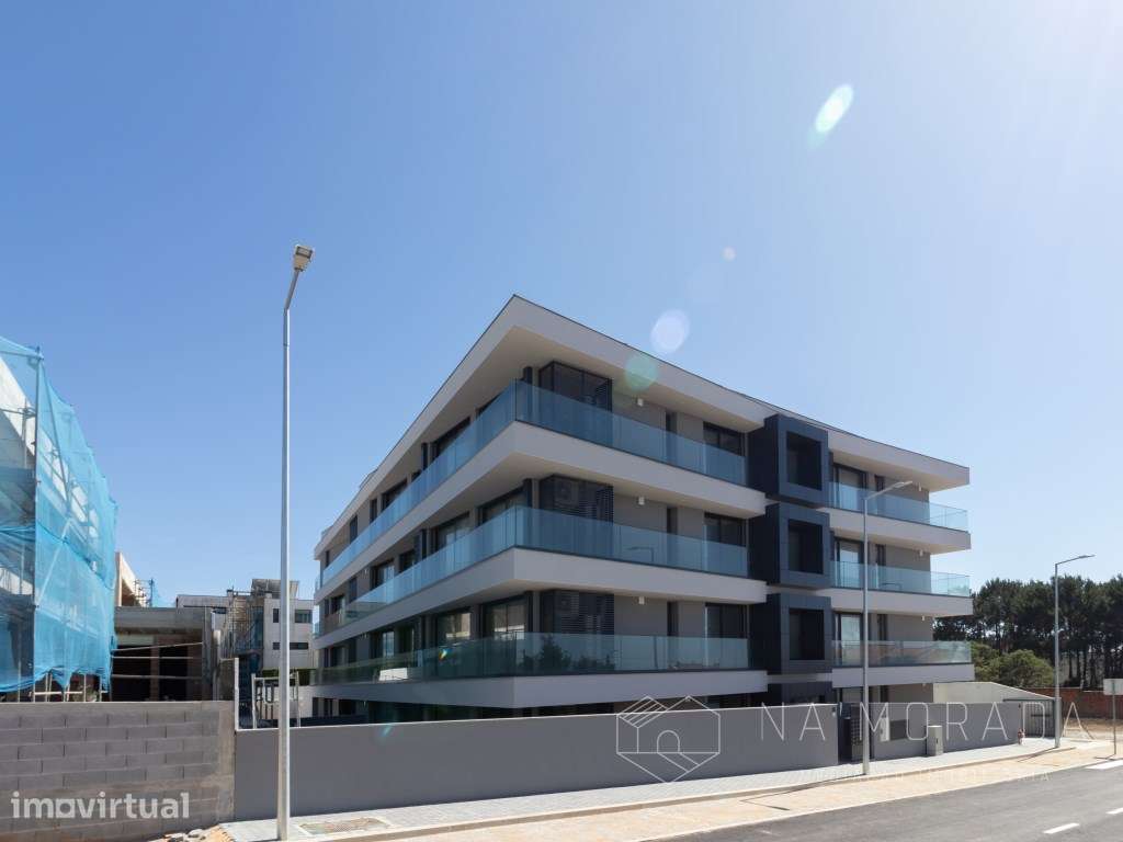 Apartamento T2 com Terraço A 400 Metros da Praia - Grande imagem: 3/48